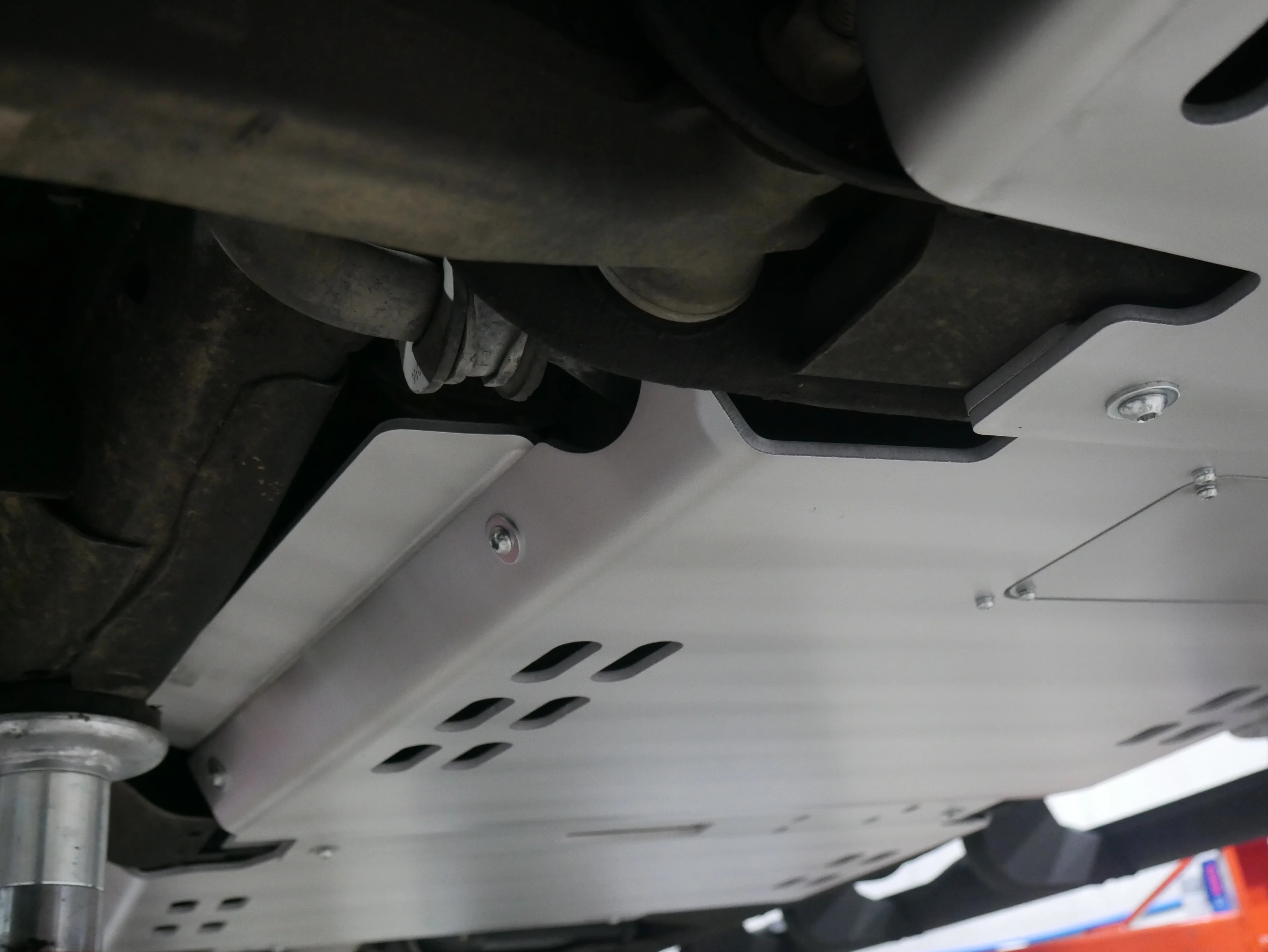 Chevy/GMC 1500 | Transmission & Catalytic Converter Skid | 2014-2018 - Image 3