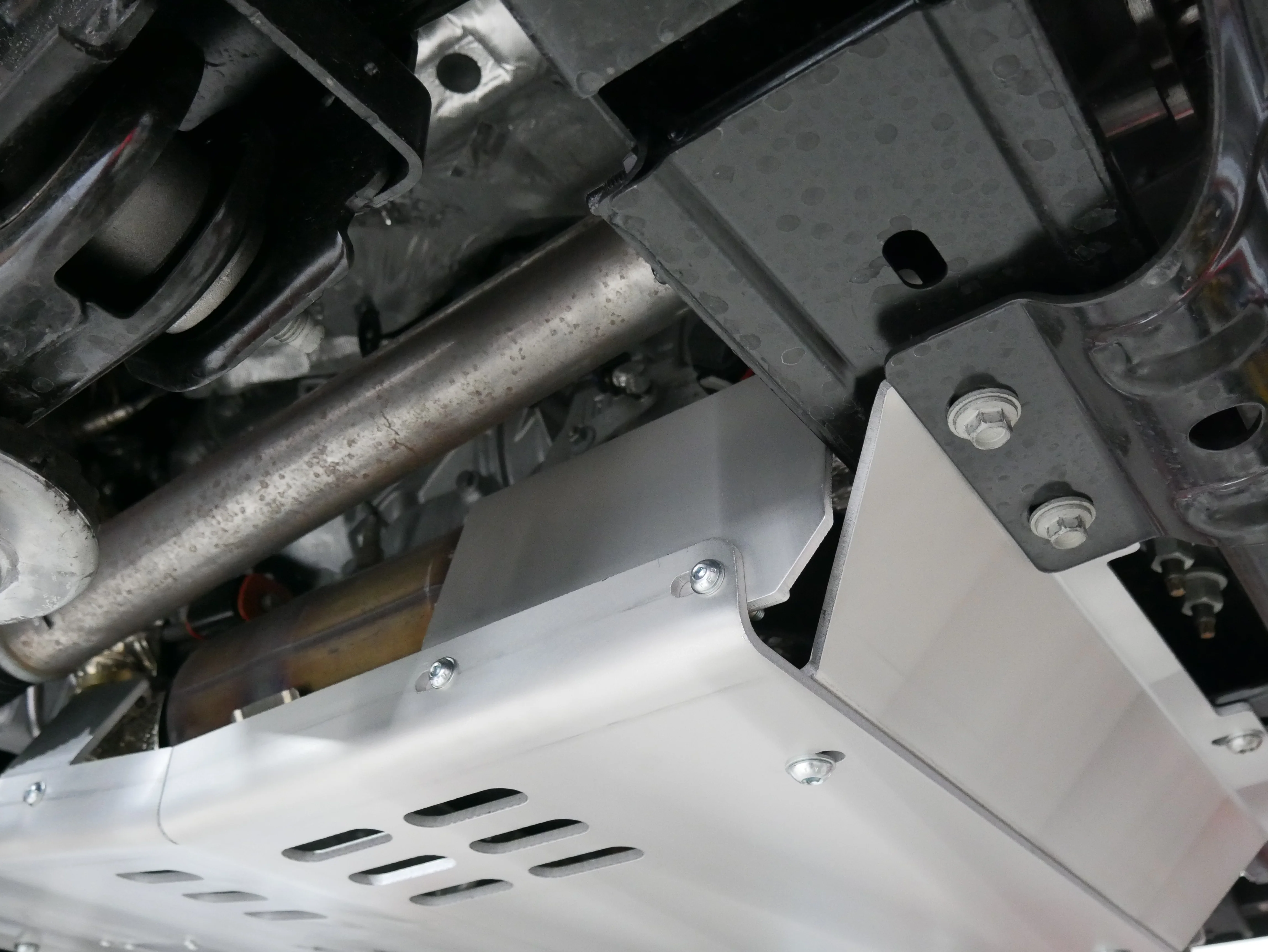 Ford F250 | Skid Plate | Catalytic Converter Shield | 2020-2026 | Gas Engine - Image 3