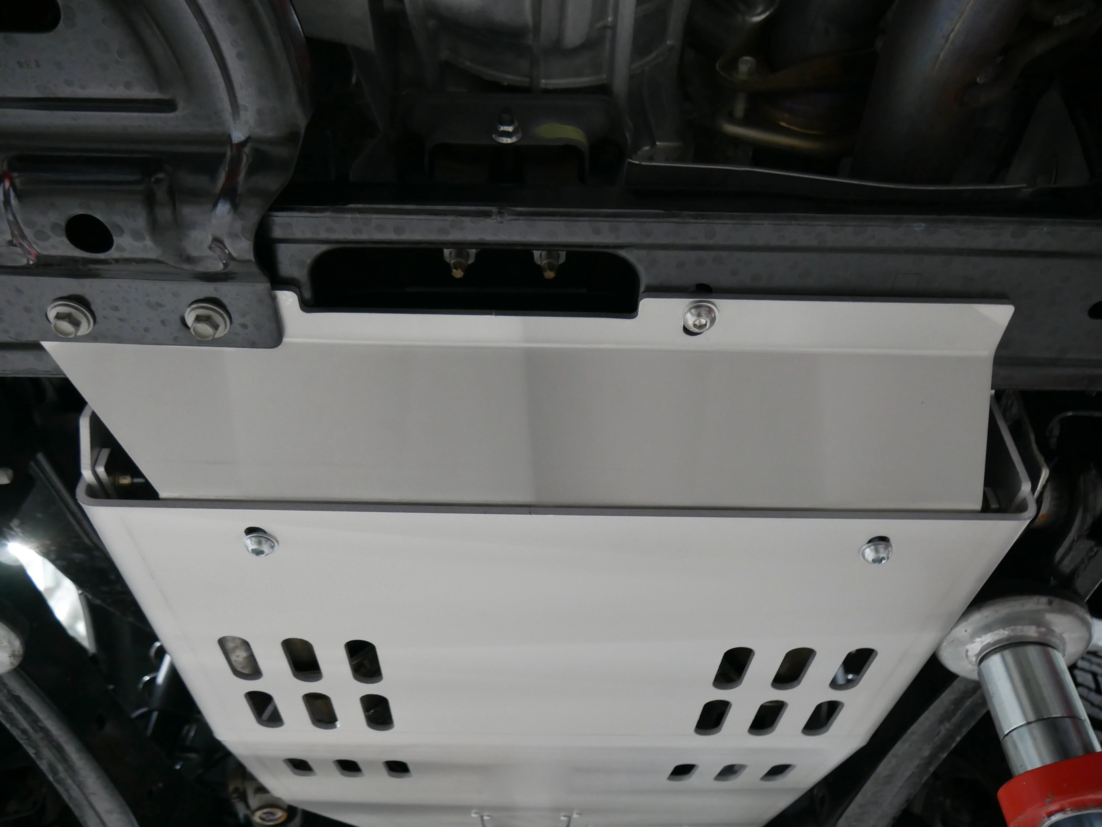 Ford F250 | Skid Plate | Catalytic Converter Shield | 2020-2026 | Gas Engine - Image 4